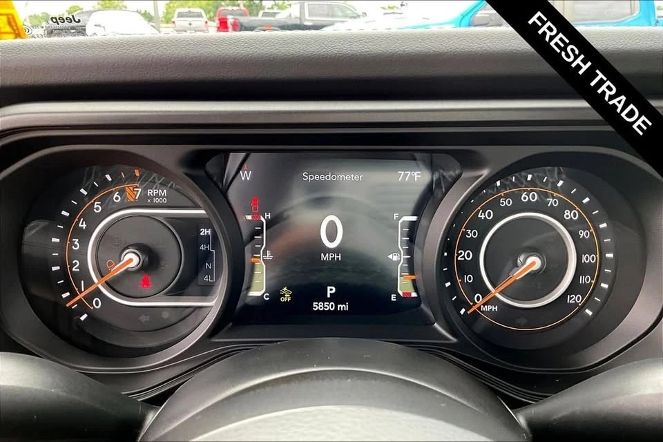 2026 Jeep JT Gladiator - Image 15 of 20