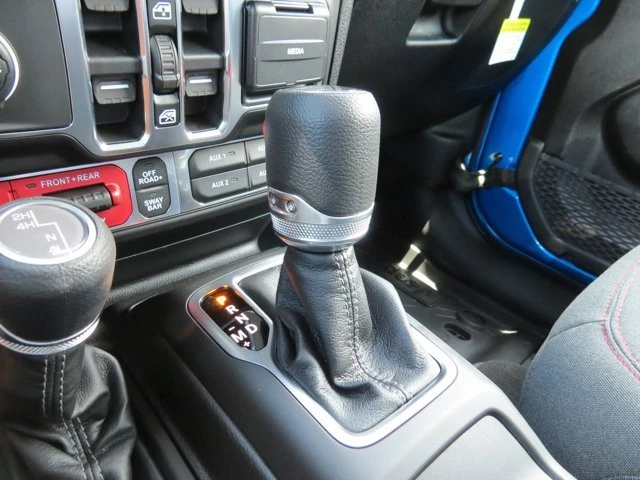 2026 Jeep JT Gladiator - Image 18 of 20