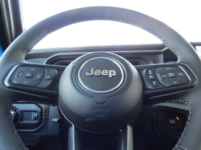 2026 Jeep JT Gladiator - Image 11 of 20