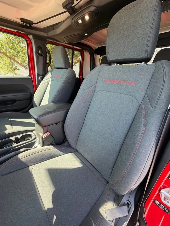 2026 Jeep JT Gladiator - Image 6 of 7