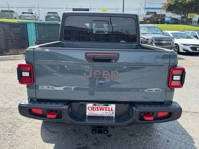2026 Jeep JT Gladiator - Image 15 of 19