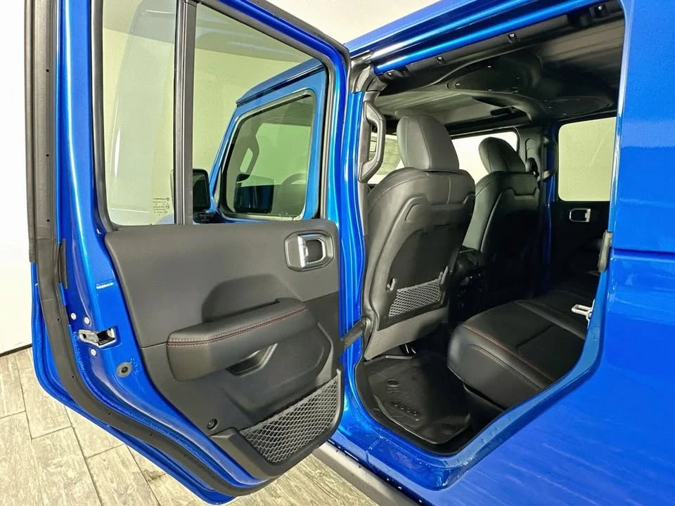 2026 Jeep JT Gladiator - Image 13 of 20