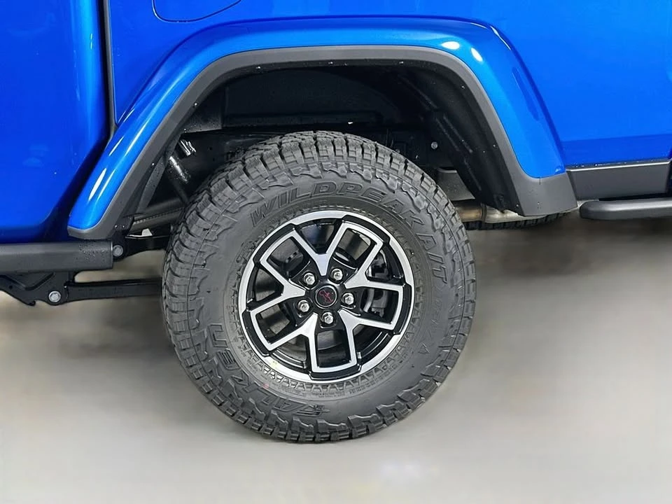2026 Jeep JT Gladiator - Image 12 of 20