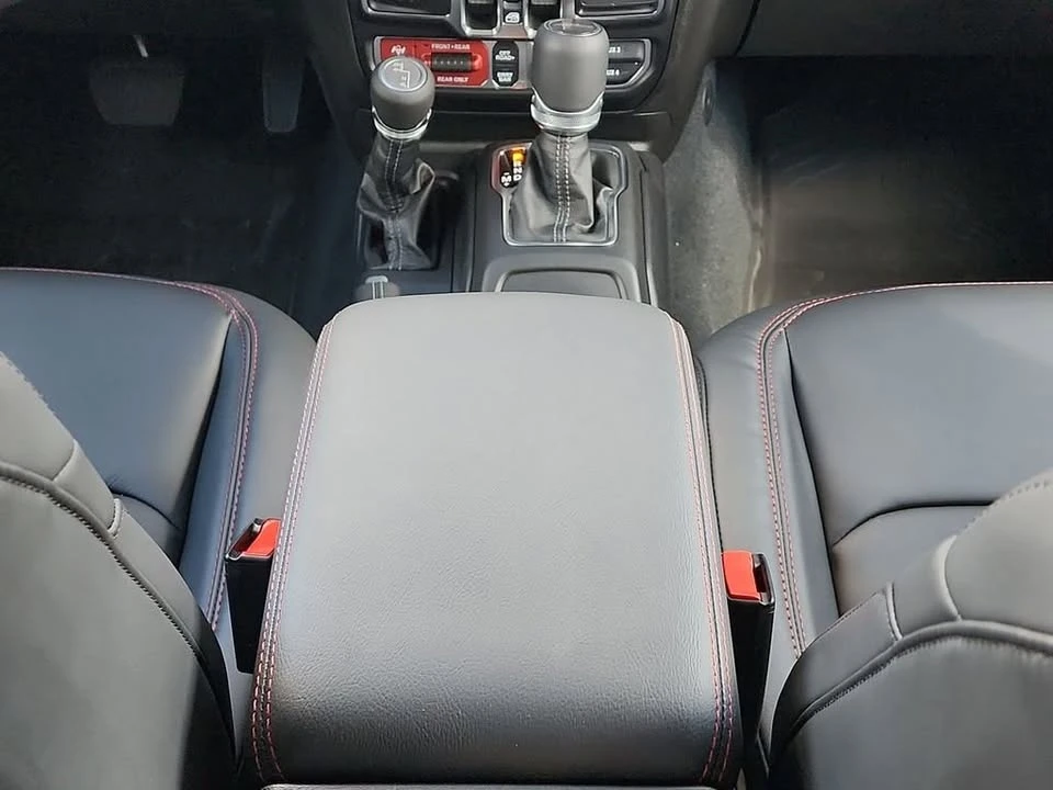 2026 Jeep JT Gladiator - Image 19 of 20