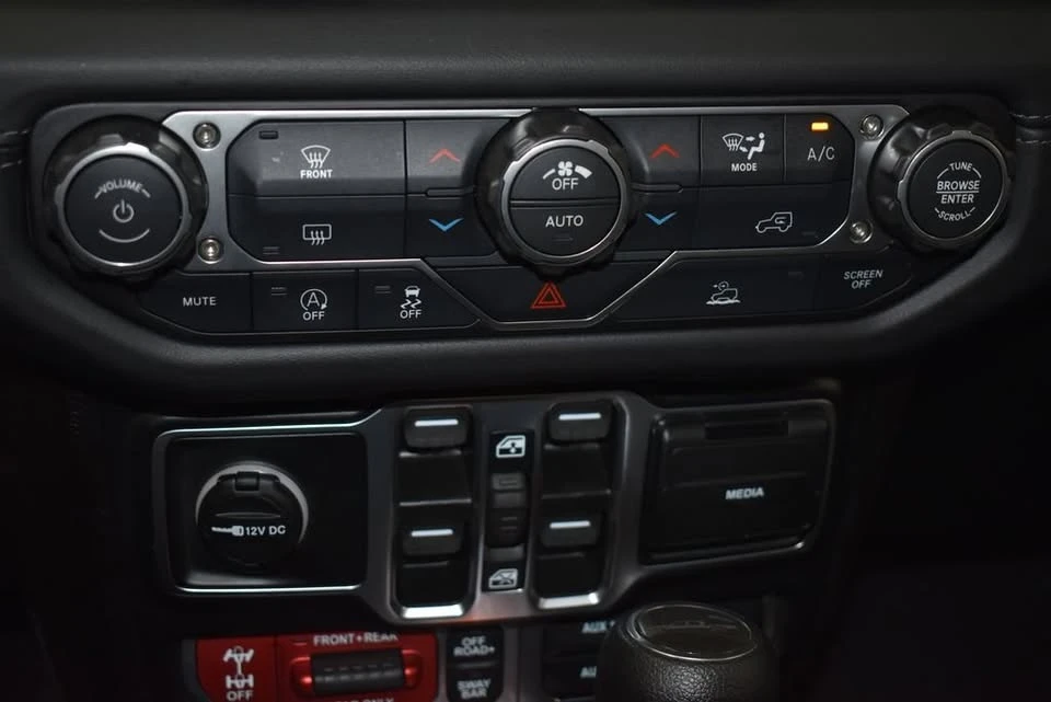 2026 Jeep JT Gladiator - Image 20 of 20