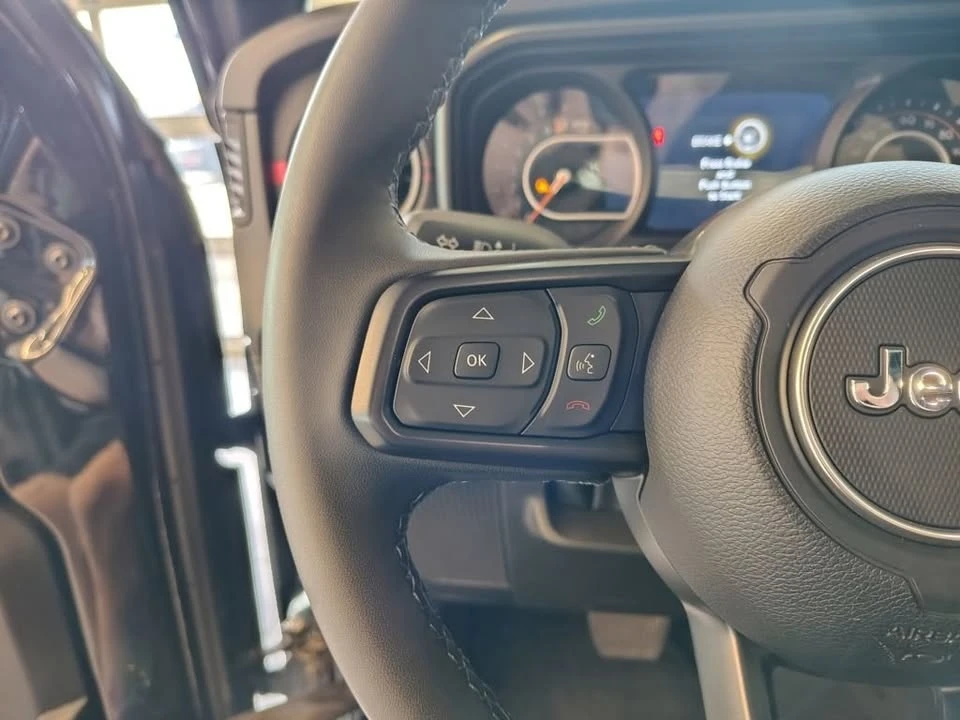 2026 Jeep JT Gladiator - Image 11 of 20