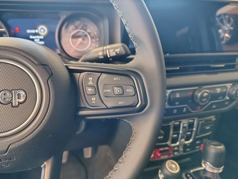 2026 Jeep JT Gladiator - Image 12 of 20