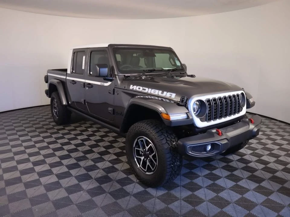 2026 Jeep JT Gladiator - Image 3 of 12