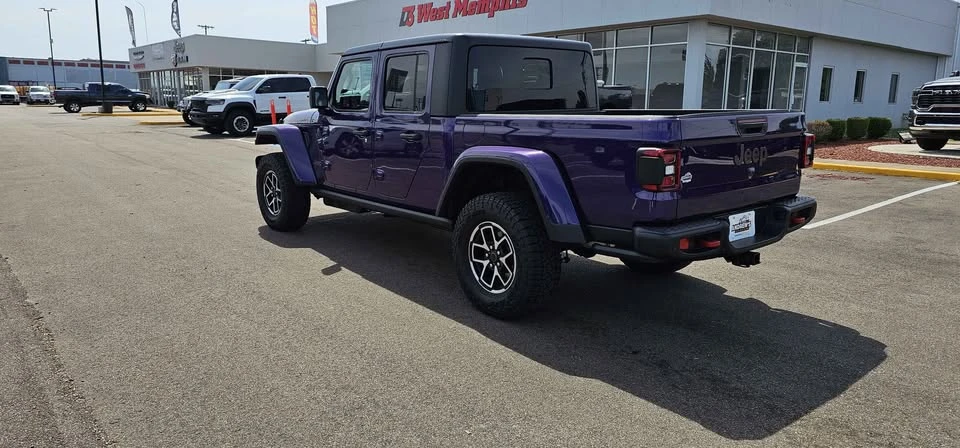 2026 Jeep JT Gladiator - Image 4 of 15