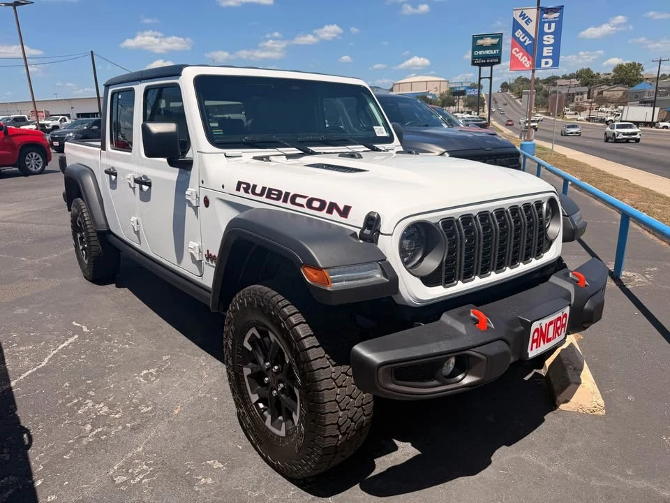 2026 Jeep JT Gladiator - Image 2 of 7