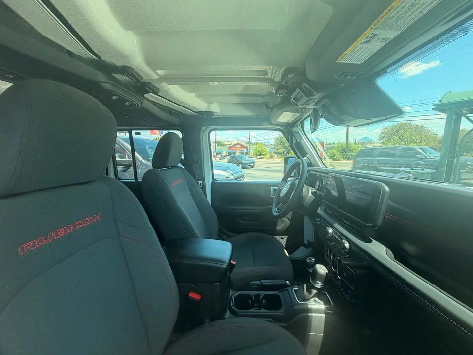 2026 Jeep JT Gladiator - Image 6 of 7