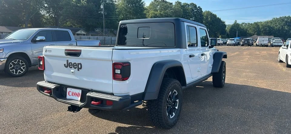 2026 Jeep JT Gladiator - Image 5 of 5