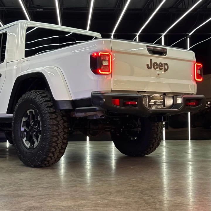 2026 Jeep JT Gladiator - Image 6 of 12
