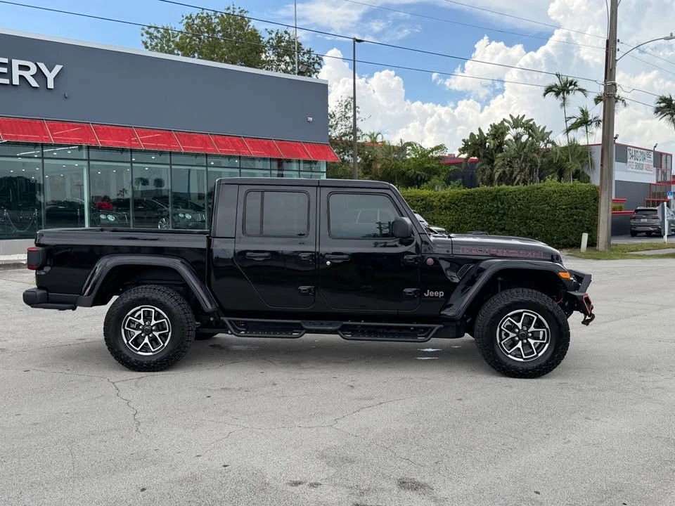 2026 Jeep JT Gladiator - Image 16 of 20