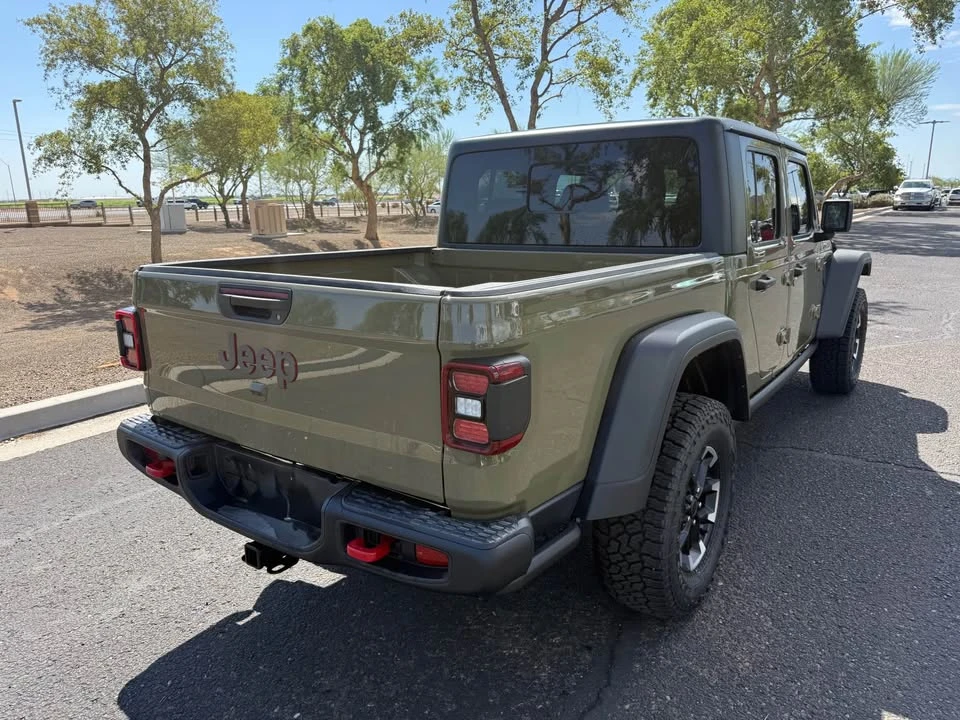 2026 Jeep JT Gladiator - Image 5 of 18