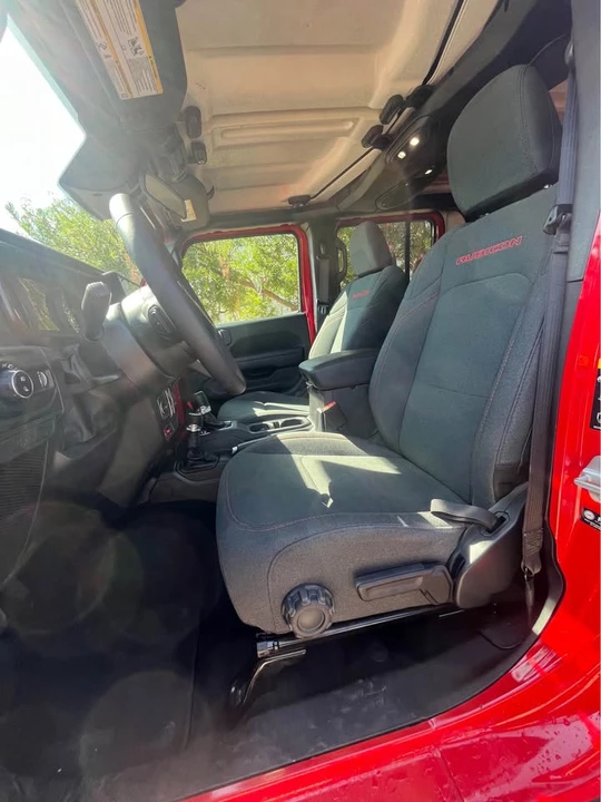 2026 Jeep JT Gladiator - Image 10 of 12