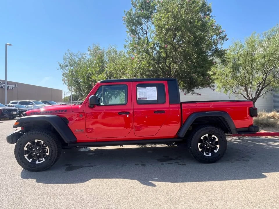 2026 Jeep JT Gladiator - Image 5 of 12