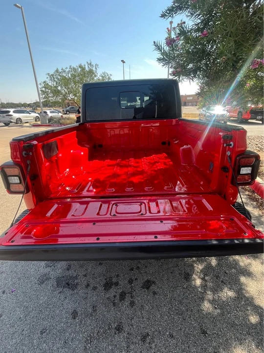2026 Jeep JT Gladiator - Image 7 of 12
