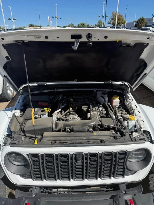 2026 Jeep JT Gladiator - Image 11 of 11