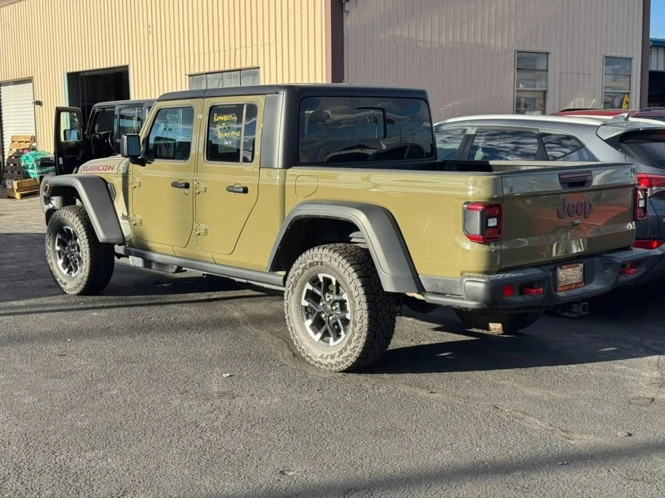 2026 Jeep JT Gladiator - Image 3 of 3