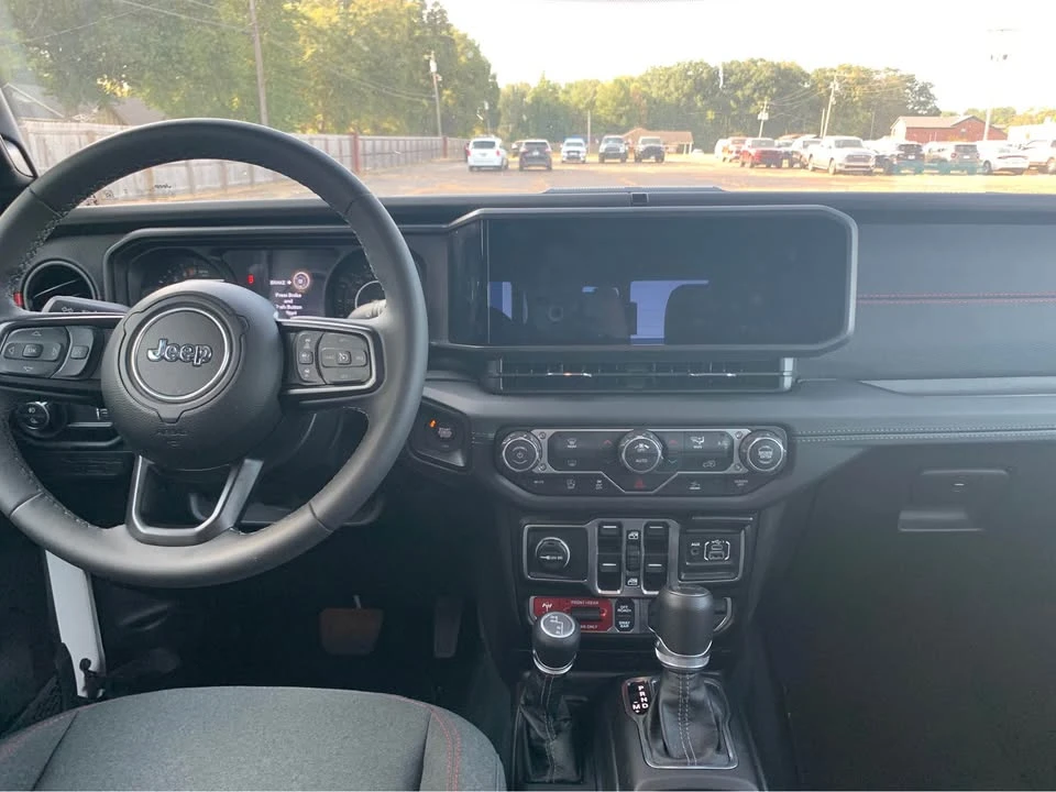 2026 Jeep JT Gladiator - Image 3 of 5