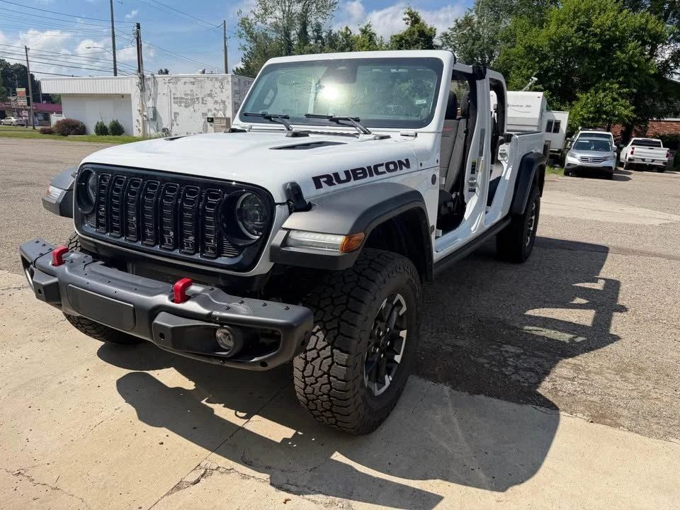 2026 Jeep JT Gladiator - Image 8 of 8