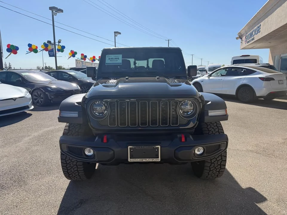 2026 Jeep JT Gladiator - Image 2 of 18