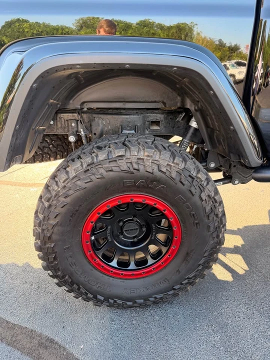 2026 Jeep JT Gladiator - Image 7 of 18