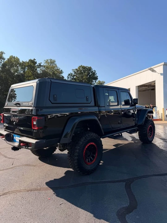 2026 Jeep JT Gladiator - Image 6 of 18