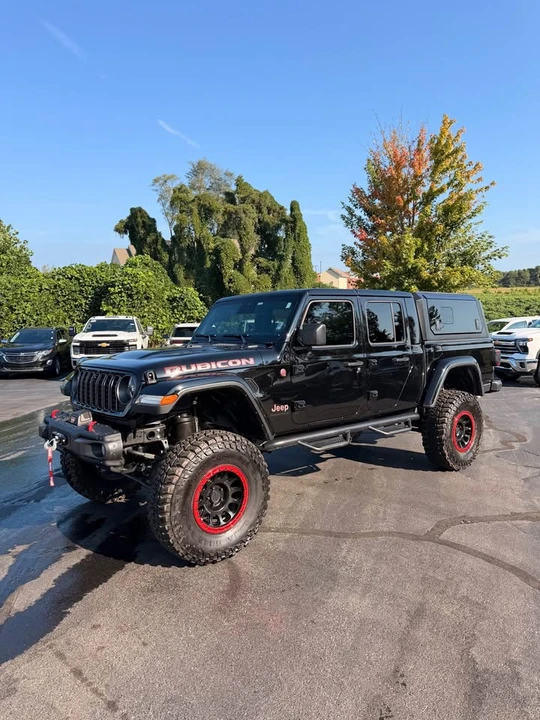 2026 Jeep JT Gladiator - Image 4 of 18