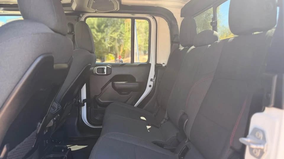 2026 Jeep JT Gladiator - Image 7 of 9