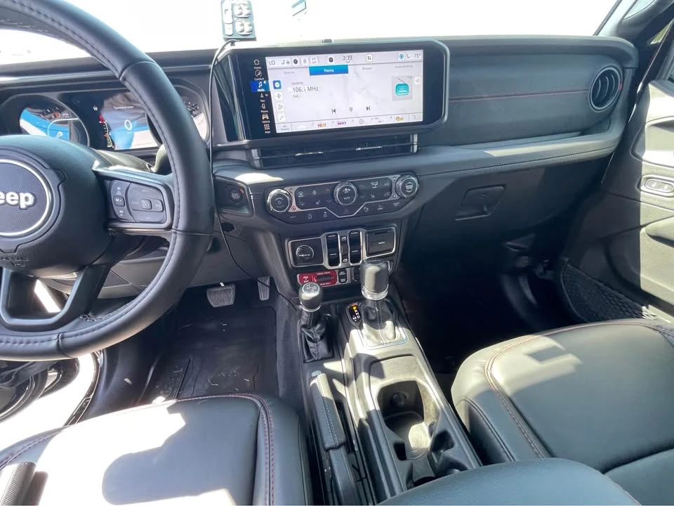 2026 Jeep JT Gladiator - Image 11 of 12