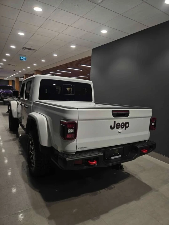 2026 Jeep JT Gladiator - Image 2 of 6