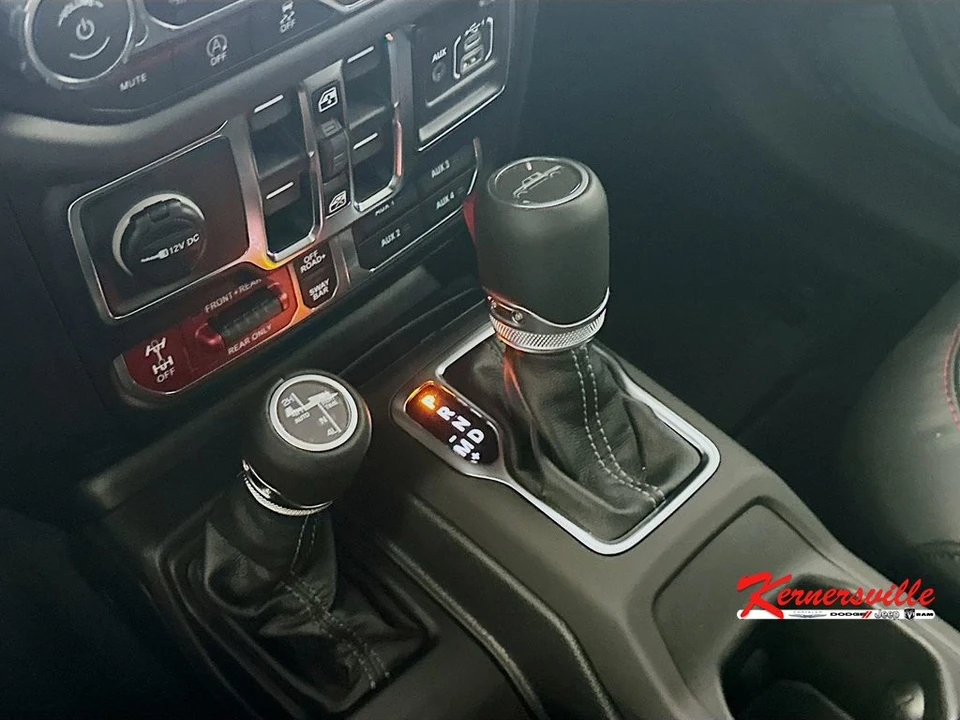 2026 Jeep JT Gladiator - Image 12 of 21