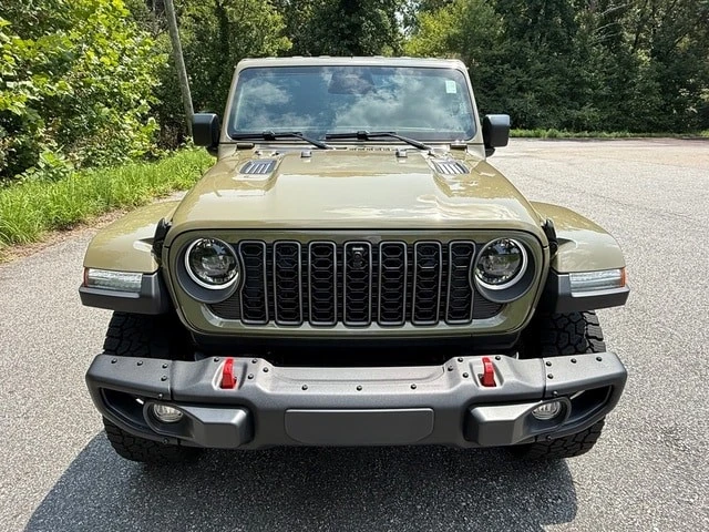 2026 Jeep JT Gladiator - Image 4 of 31