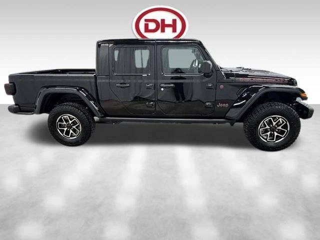 2026 Jeep JT Gladiator - Image 2 of 27