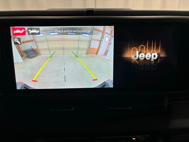 2026 Jeep JT Gladiator - Image 17 of 27