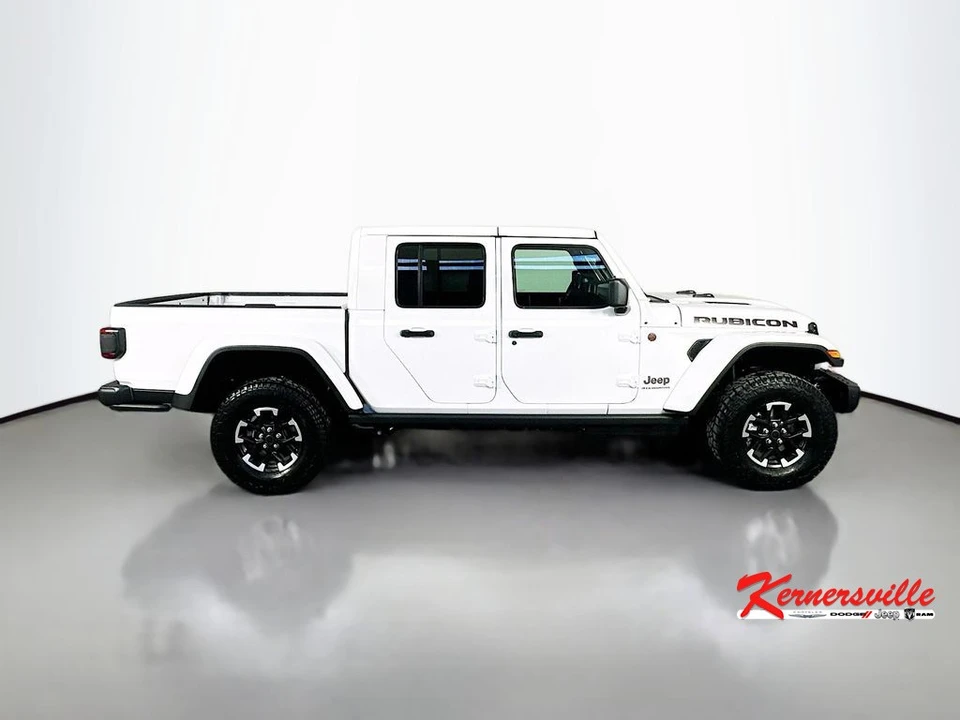2026 Jeep JT Gladiator - Image 8 of 21