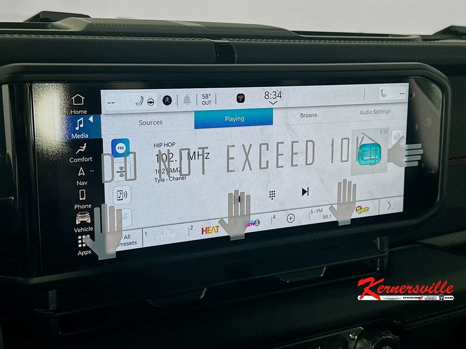 2026 Jeep JT Gladiator - Image 13 of 21