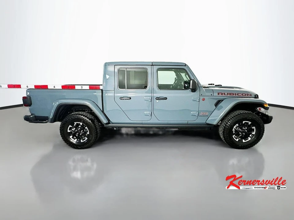 2026 Jeep JT Gladiator - Image 8 of 21