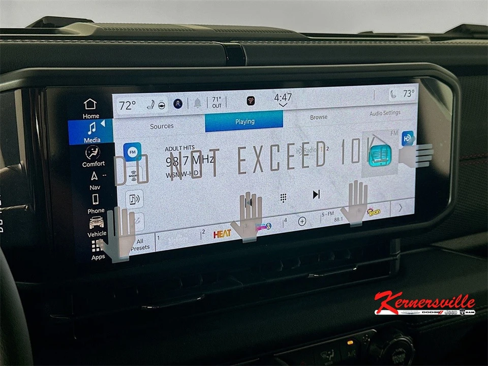 2026 Jeep JT Gladiator - Image 13 of 21