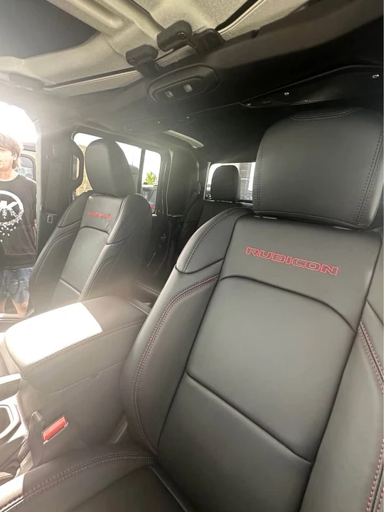 2026 Jeep JT Gladiator - Image 3 of 3