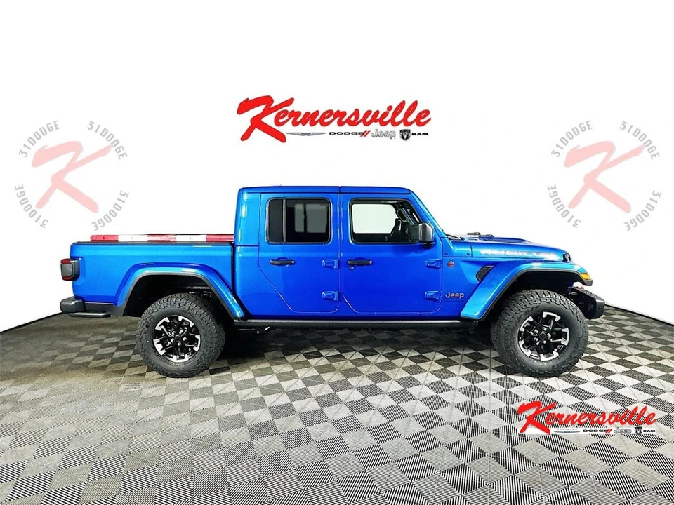 2026 Jeep JT Gladiator - Image 8 of 12