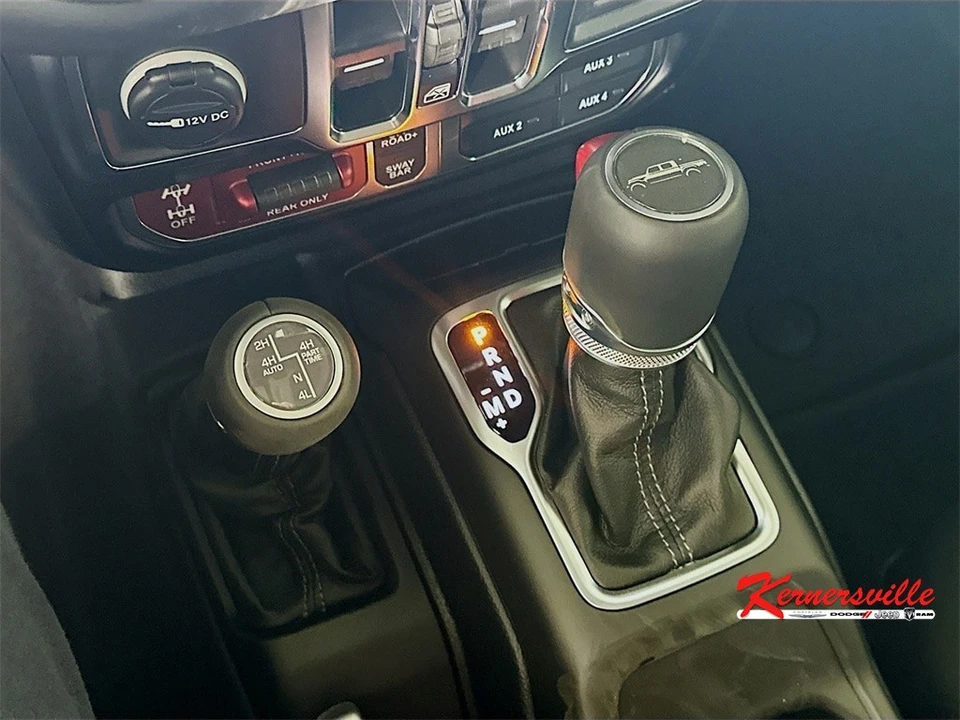 2026 Jeep JT Gladiator - Image 12 of 20