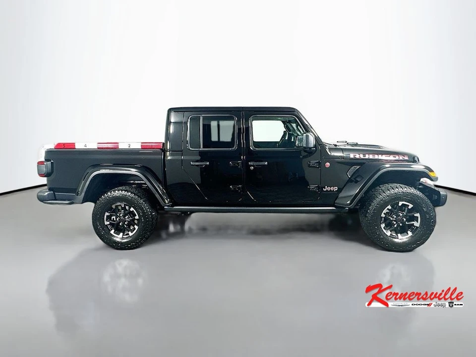 2026 Jeep JT Gladiator - Image 8 of 12