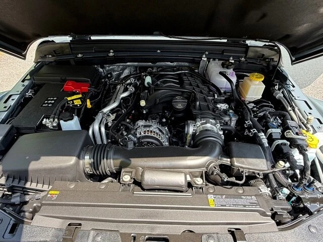 2026 Jeep JT Gladiator - Image 11 of 31