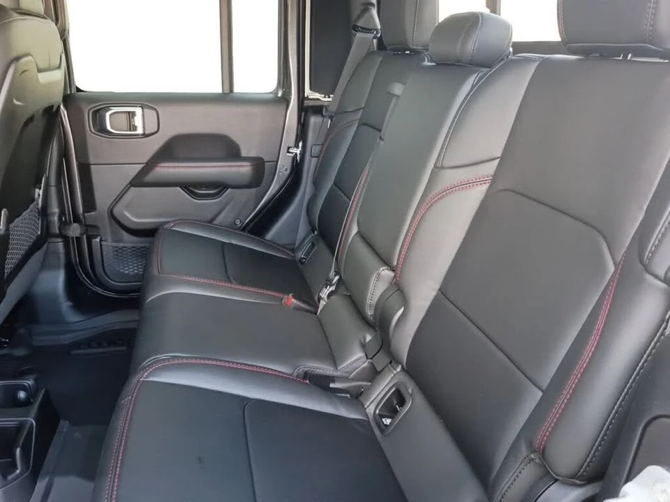 2026 Jeep JT Gladiator - Image 19 of 20