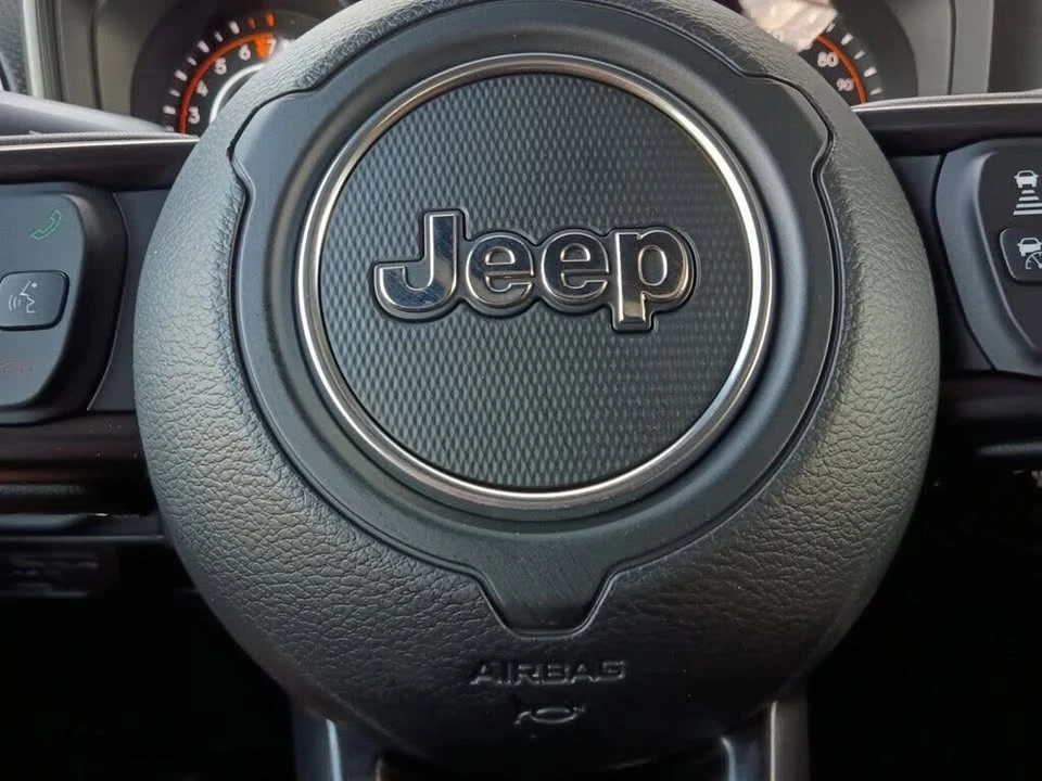 2026 Jeep JT Gladiator - Image 11 of 20