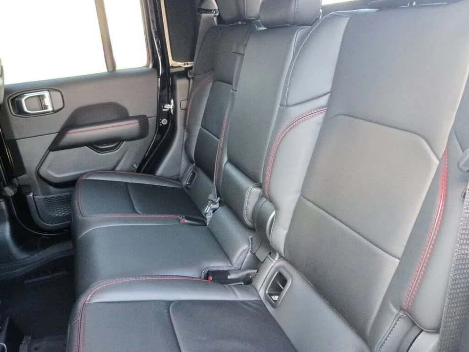 2026 Jeep JT Gladiator - Image 19 of 20
