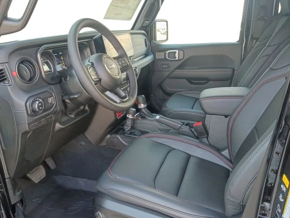 2026 Jeep JT Gladiator - Image 16 of 20